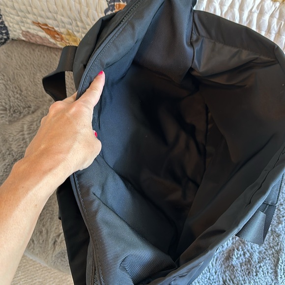 Carry the Day Gym bag by Lululemon. - Picture 8 of 15